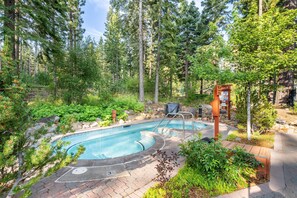 House | 1 bedroom - Village Studio by Avantstay Minutes to Lifts (Truckee)