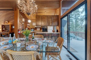House | 4 bedrooms - Northstar Hideaway by Avantstay 5mins to Skiing (Truckee)