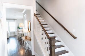 House | 4 bedrooms - Teal Tides by Avantstay Golf Cart Bikes Pool Access Beach (Santa Rosa Beach)