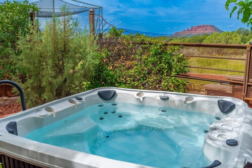 Mystic Sunset by Avantstay Thunder Mountain View Pool Driving Range Casita