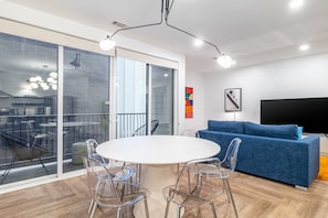 4 bedrooms