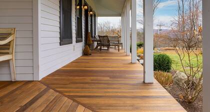 West Settlement Ranch by Avantstay Hudson Valley Escape Firepit Patio Yard
