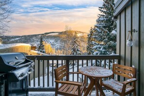 House - Vail Vista Mountain Retreat w Balcony Views Near Vail Ski Village (Vail)