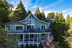 3 bedrooms - Lakeview Ridge by Avantstay Fire Pit Game Room (Lake Arrowhead)