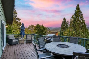 3 bedrooms - Lakeview Ridge by Avantstay Fire Pit Game Room (Lake Arrowhead)