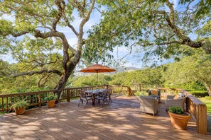 Room - Pepperwood Escape by Avantstay Outdoor Living Views (Santa Rosa)