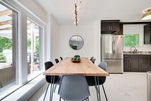 4 bedrooms