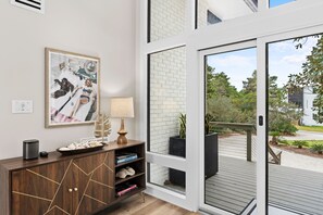 House | 5 bedrooms - 30A Florida Flashback by Avantstay Private Pool Golf Cart 3 Blocks to Beach (Santa Rosa Beach)