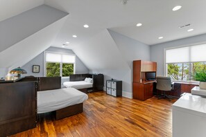 House | 7 bedrooms - Flip Flop Therapy by Avantstay Theater Games (Mooresville)