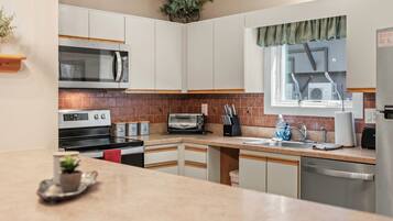 House | 3 bilik tidur