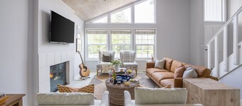 Black Oak by Avantstay Modern Chic Santa Rosa Hideaway With Pool Table Fire Pit