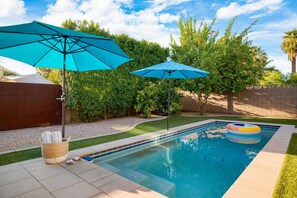 House | 3 bedrooms - Sundrenched by Avantstay Pool Mins to Old Town (Scottsdale)