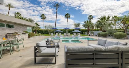 Polo Villa 9 by Avantstay Backyard w Putting Green Pool Spa 5 BDR 260312