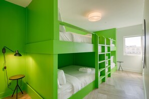 4 bedrooms