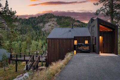 Trapper Mcnutt by Avantstay A Design w Sauna