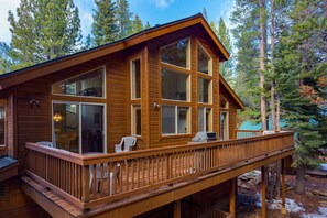House | 4 bedrooms - Hansel by Avantstay Pool Table 5mins to Skiing (Truckee)