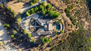 4 bedrooms - Cleveland Vista by Avantstay Pool Hot Tub Fire Pit Panoramic Views (Murrieta)