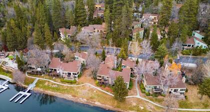 Arrowhead Lakeside Escape by Avantstay 3min Walk to Lake Private Beach Access