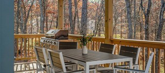 Stephen Way by Avantstay Hot Tub Game Room Albrightsville