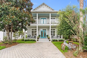 House | 4 bedrooms - Sandy Smiles by Avantstay Seagrove Walk to Beach Pool (Santa Rosa Beach)