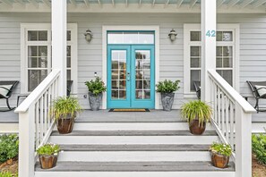 House | 4 bedrooms - Sandy Smiles by Avantstay Seagrove Walk to Beach Pool (Santa Rosa Beach)