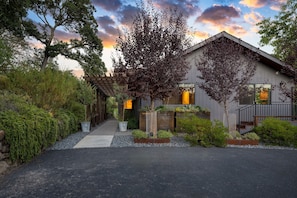 3 bedrooms - Kenwood Vista by Avantstay 7acres w Pool Fire Pit Vineyard Views (Kenwood)