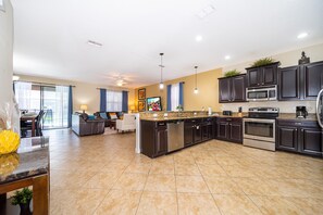 Villa | 8 bedrooms - Orlandoasis by Avantstay 8bdr Pool Movie Theater Game Room Resort Access (Davenport)