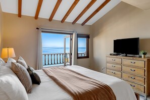 House - Camino De Flores by Avantstay Views Pool Beach Access Community Amenities (Avalon)