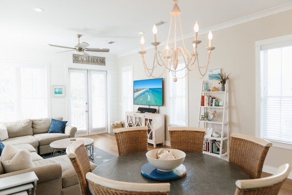 House - 30A Seaclusion by Avantstay Walk to Beach Pool (Santa Rosa Beach)