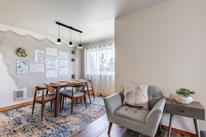 House | 1 bedroom