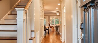 Sweetgum by Avantstay Black Mountain Retreat w Covered Deck