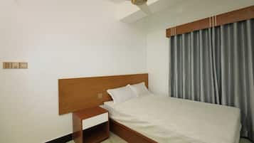 Premium Single Room, City View | In-room safe, desk, free WiFi