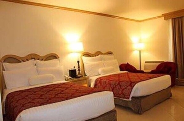 Chambres insonorisées, fer et planche à repasser, Wi-Fi gratuit