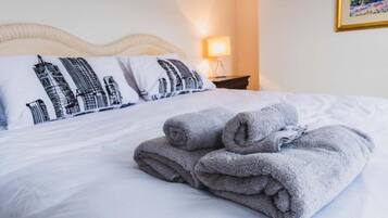 4 camere, ferro/asse da stiro, Wi-Fi, lenzuola