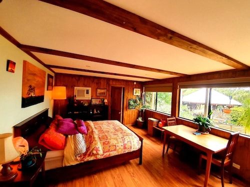 Dejavu Cottage In the Adelaide Hills