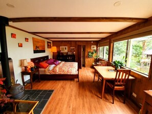 1 bedroom, WiFi, bed sheets - Dejavu Cottage In the Adelaide Hills (Glenalta)