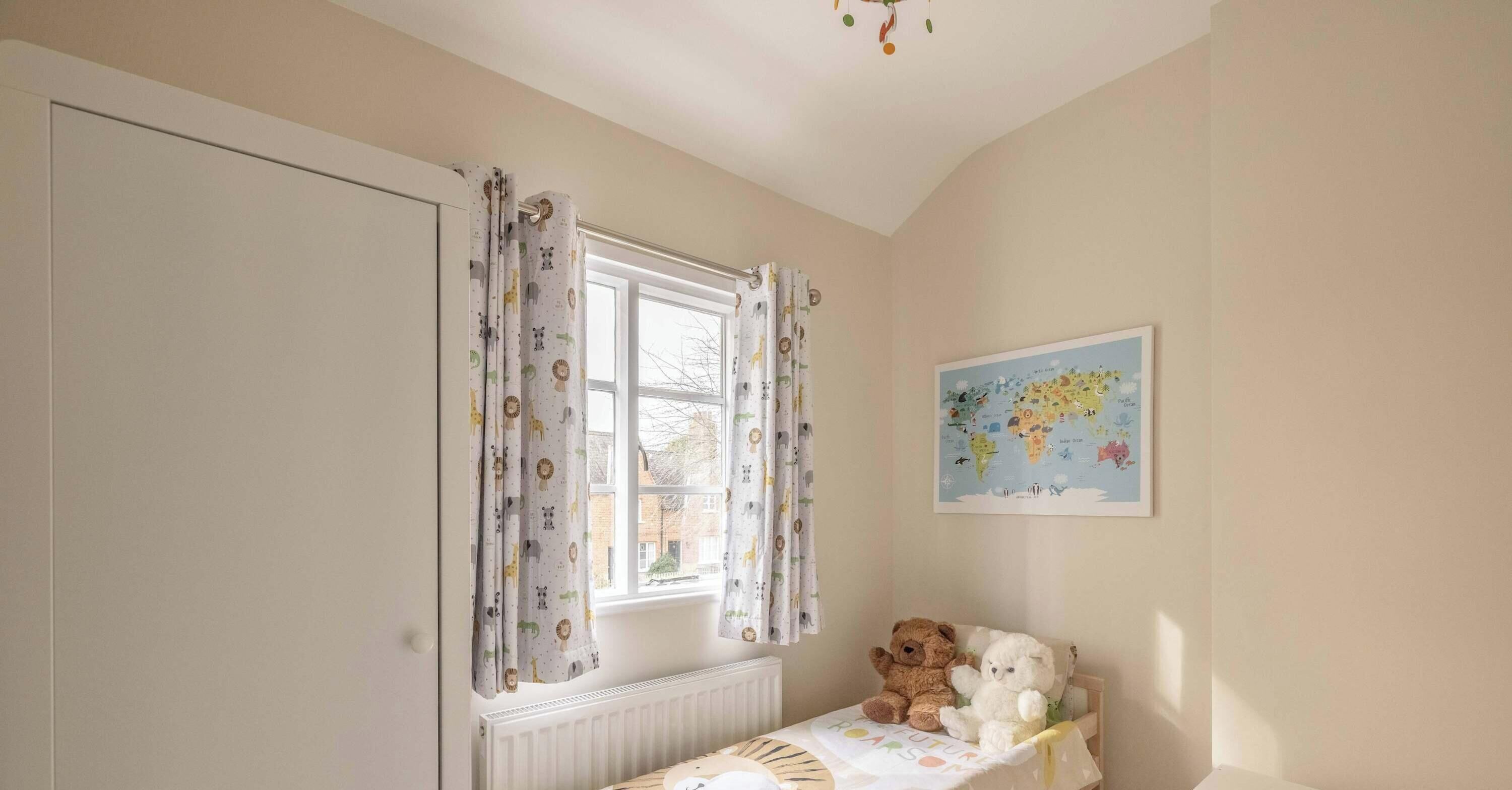 3 bedrooms, iron/ironing board, travel crib, WiFi