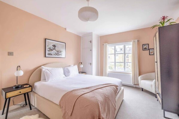 3 bedrooms, iron/ironing board, travel crib, WiFi