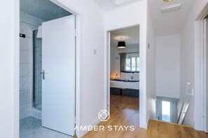 Interior - Wynn St, Birmingham (West Midlands)