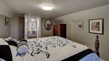4 bedrooms, desk, iron/ironing board, free WiFi
