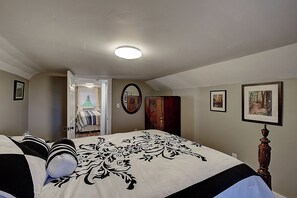 4 Schlafzimmer, Schreibtisch, Bügeleisen/Bügelbrett, kostenloses WLAN