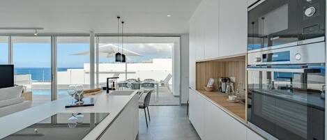 Microwave, oven, dishwasher