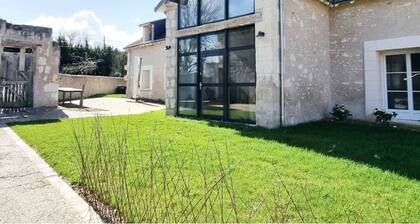 La Grange à Porteau French country mansion holiday 4*