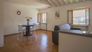 Leilighet | Oppholdsområde