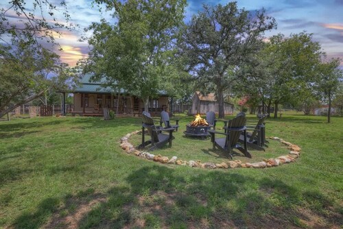 Private and Historic Rocking Ox Ranchette & Estate
