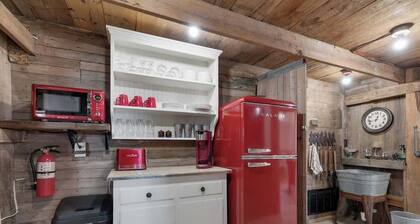 Private and Historic Rocking Ox Ranchette & Estate