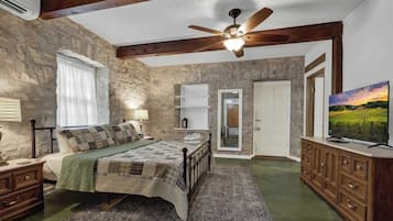 6 Schlafzimmer, Bügeleisen/Bügelbrett, Reisekinderbett, WLAN