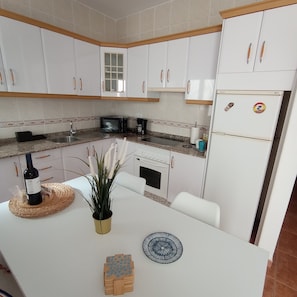 Private kitchen - LA GAVIOTA (Tarajalejo)