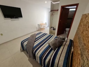 1 bedroom, iron/ironing board, WiFi, bed sheets