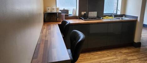 Fridge, microwave, stovetop, electric kettle